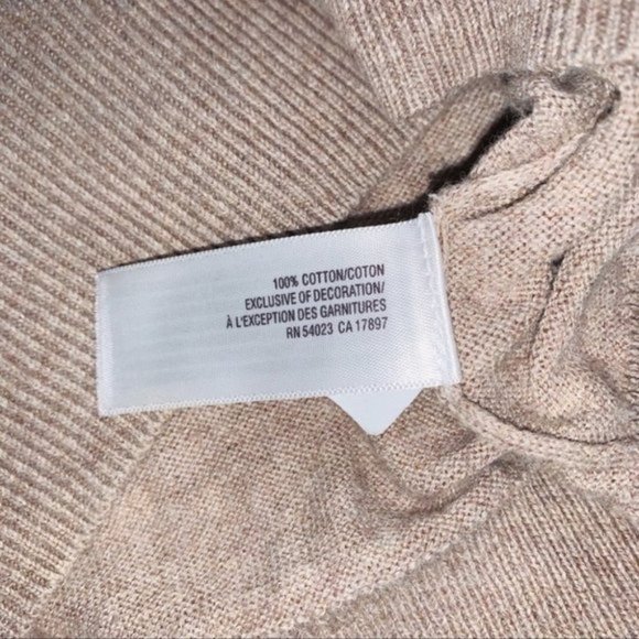 𝅺Beige Button Front Cotton Cardigan Sweater Flower Details Size S/M - Picture 4 of 8